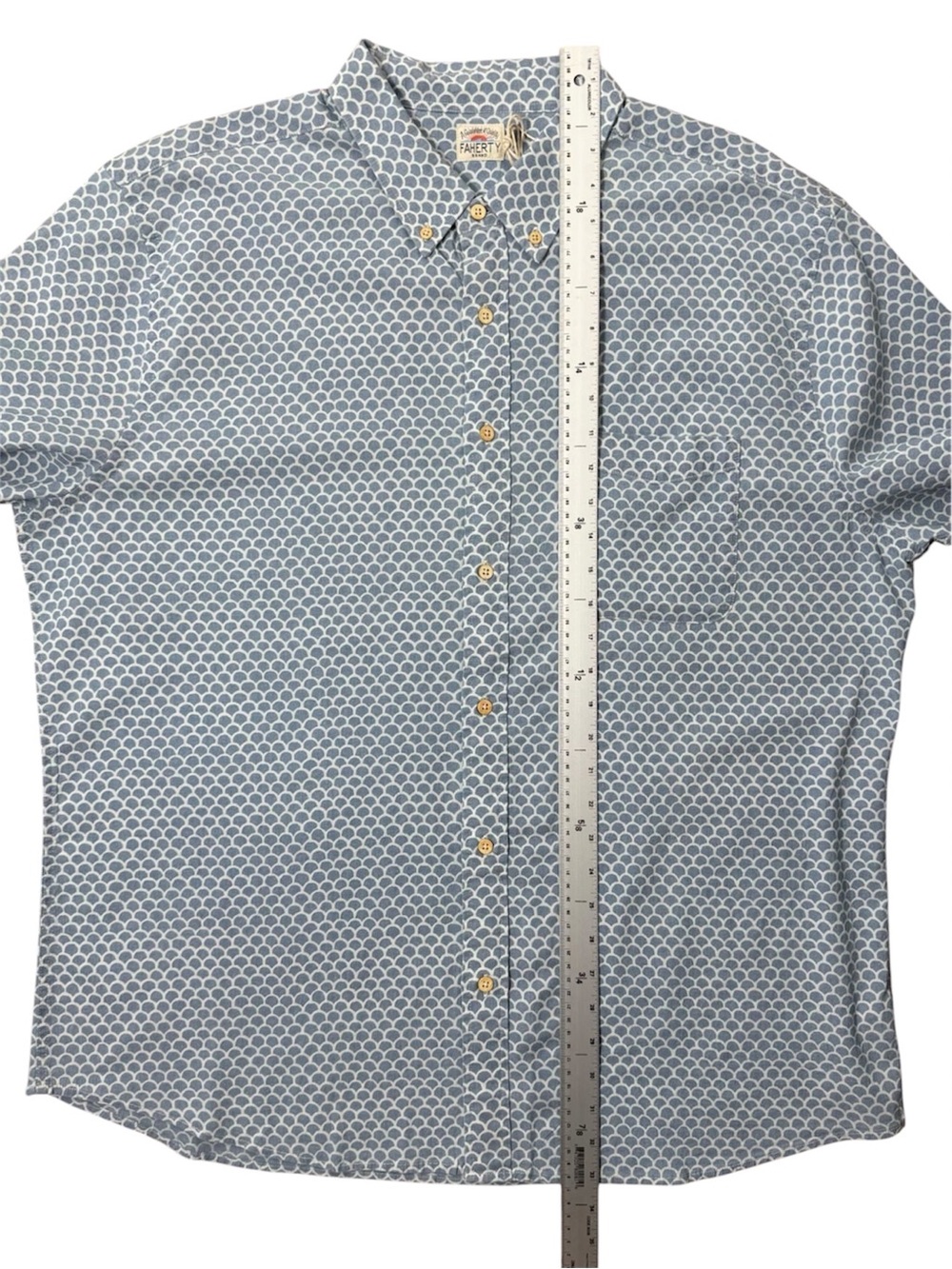 Faherty Blue and White Fish Scale Short-Sleeve Button-Down Shirt - Picture 14 of 15